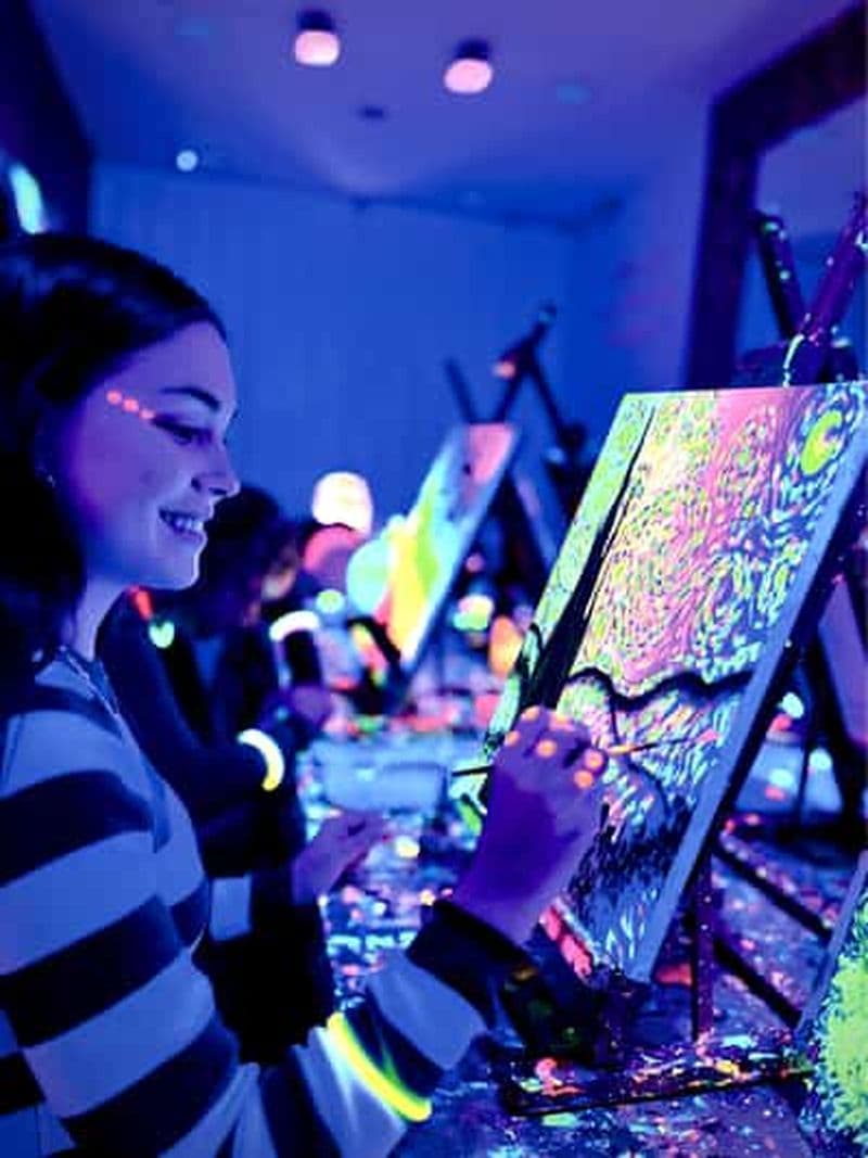 Billet Barcelone : Cours de peinture et de dégustation de vin et de Van Gogh