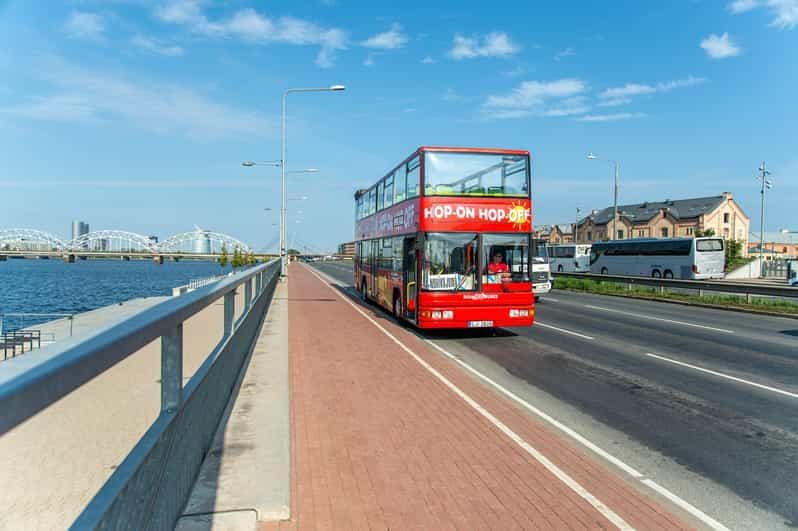 Visite guidée de la ville de Riga avec le système Hop On Hop Off
