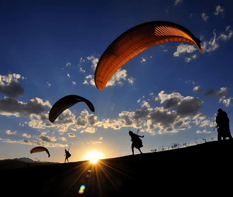 Billet Marrakech : Parapente, balade à dos de chameau avec dîner traditionnel