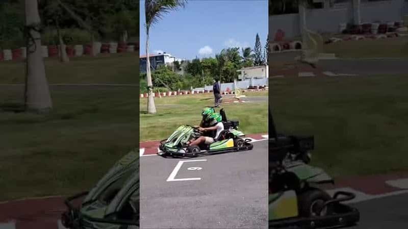 Privé : Punta Cana Racing : duel de karting + circuit chronométré