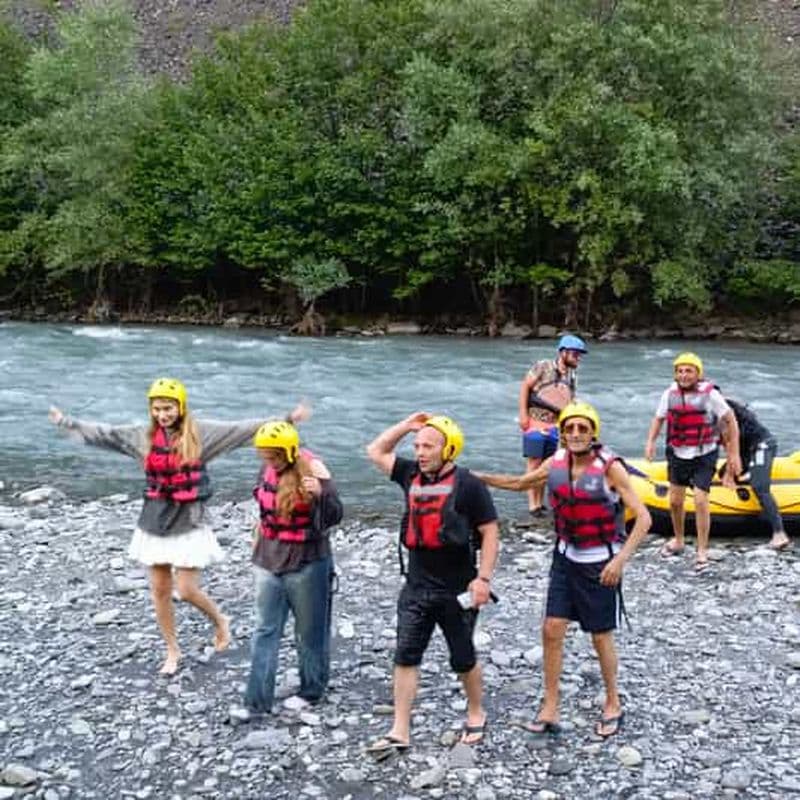 Rafting sur la rivière Aragvi à Kazbegi !