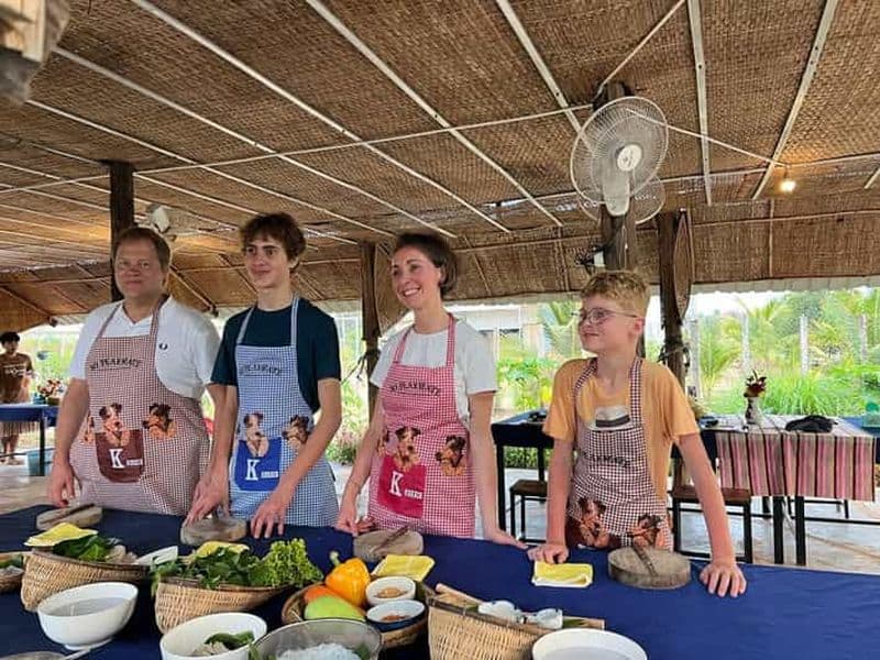 Billet Cours de cuisine à Siem Reap et aventure culinaire en Vespa