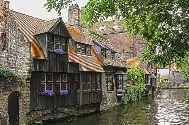 Billet Bruges : Les points forts App Visite guidée avec énigmes