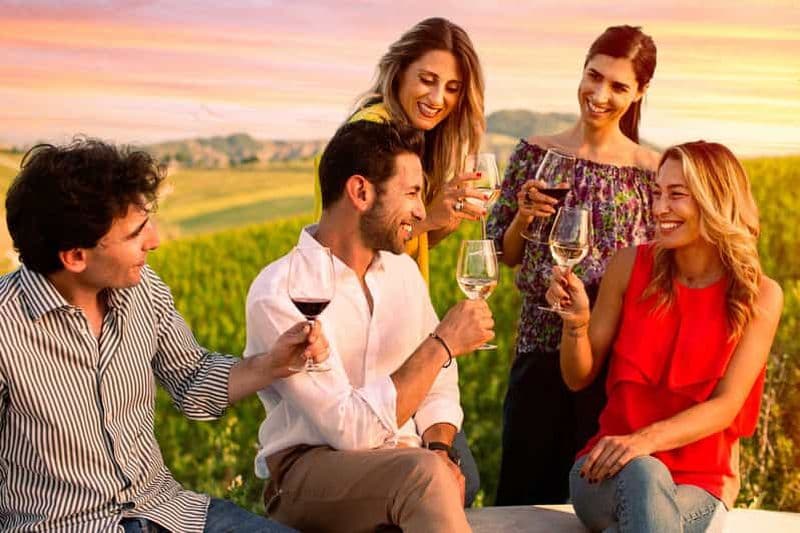 Billet Bologne : visite d'une oliveraie et d'un vignoble avec dégustation de produits