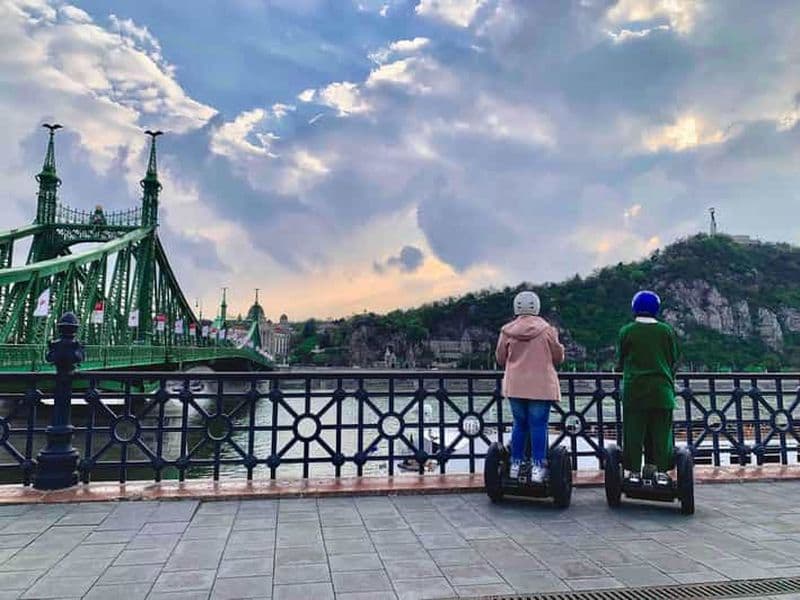 Billet Budapest : Promenade rapide sur la rivière - 30 Min Segway Tour