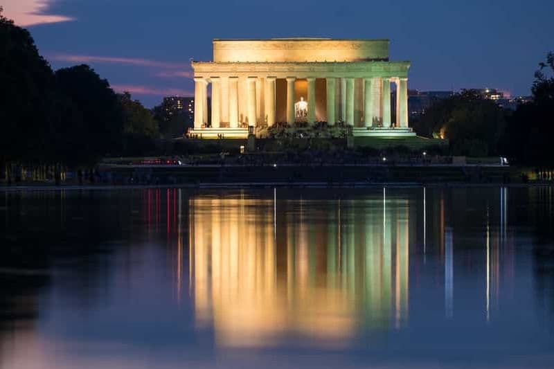 DC : Monuments & Memorials Sunset Tour en bus à toit ouvert