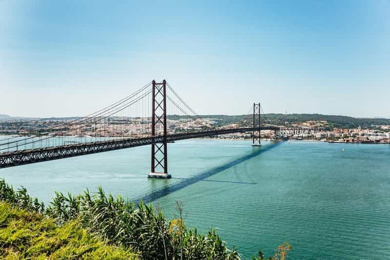 Billet Visite guidée privée d'une demi-journée à Lisbonne : attractions emblématiques