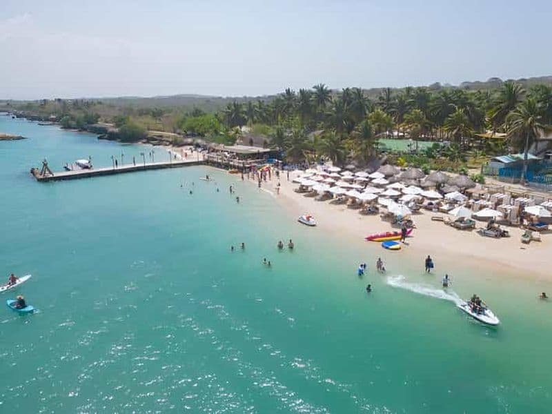 Cartagena : Palmarito Beachclub avec piscine, kayak et paddle !