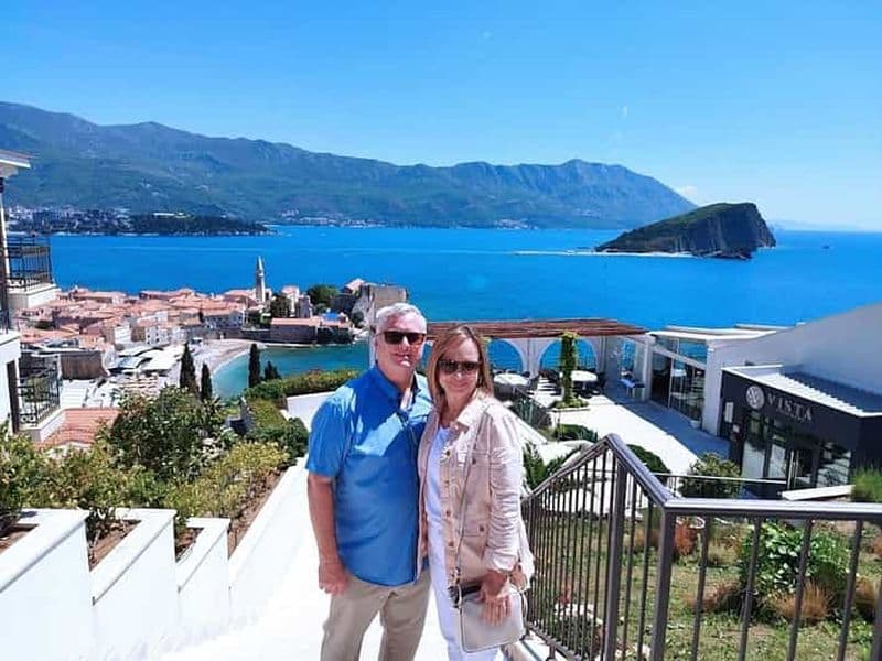 Billet Podgorica : Transfert vers/depuis Budva ou Becici avec visites touristiques