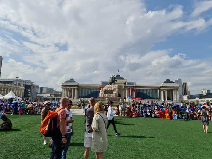 Visite à pied d'Oulan-Bator : avec cours de danse traditionnelle