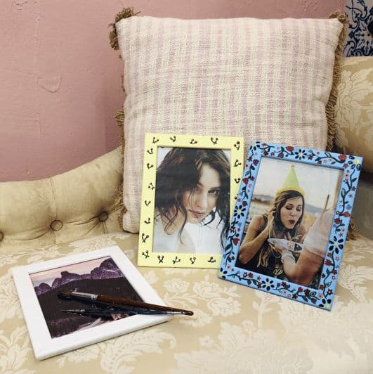 Peinture acrylique avec cadre