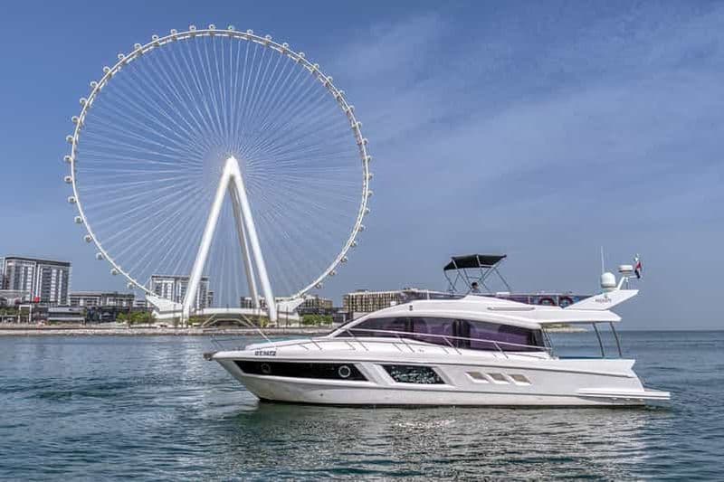 Billet Dubaï : Croisière privée de 2 heures en yacht autour de Burj Al-Arab