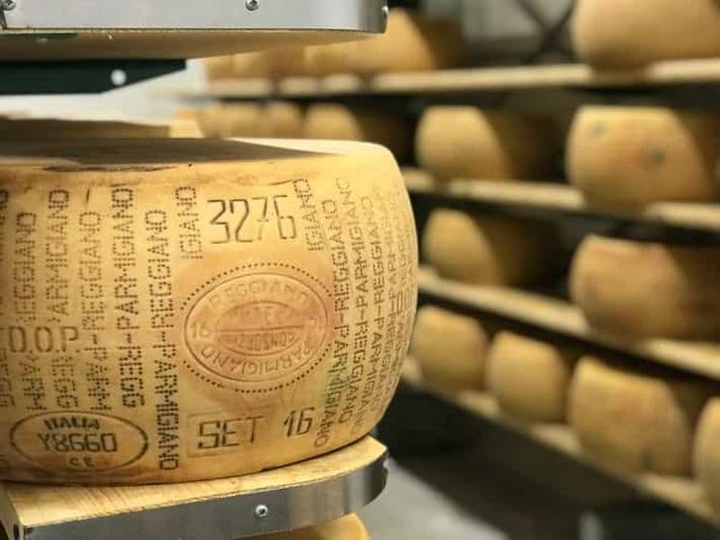 Billet Parme : visite et dégustation de Parmigiano-Reggiano