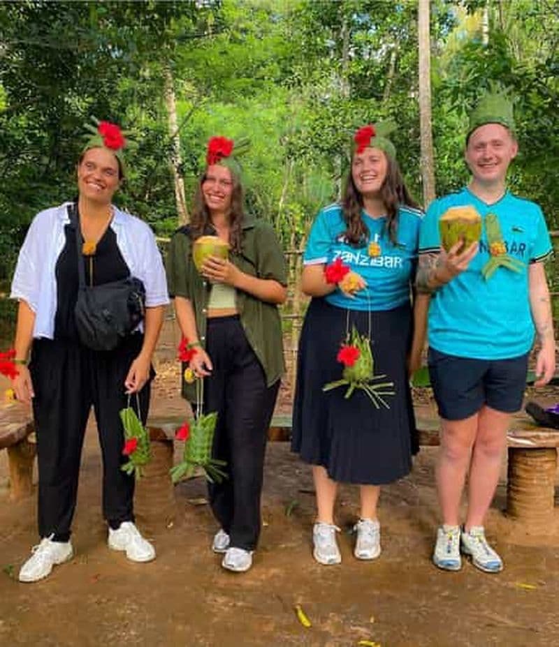 Visite des épices de Zanzibar et cours de cuisine avec déjeuner, prise en charge comprise