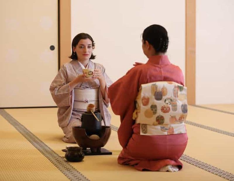 Billet Cérémonie du thé et confiseries japonaises dans un temple historique de Tokyo