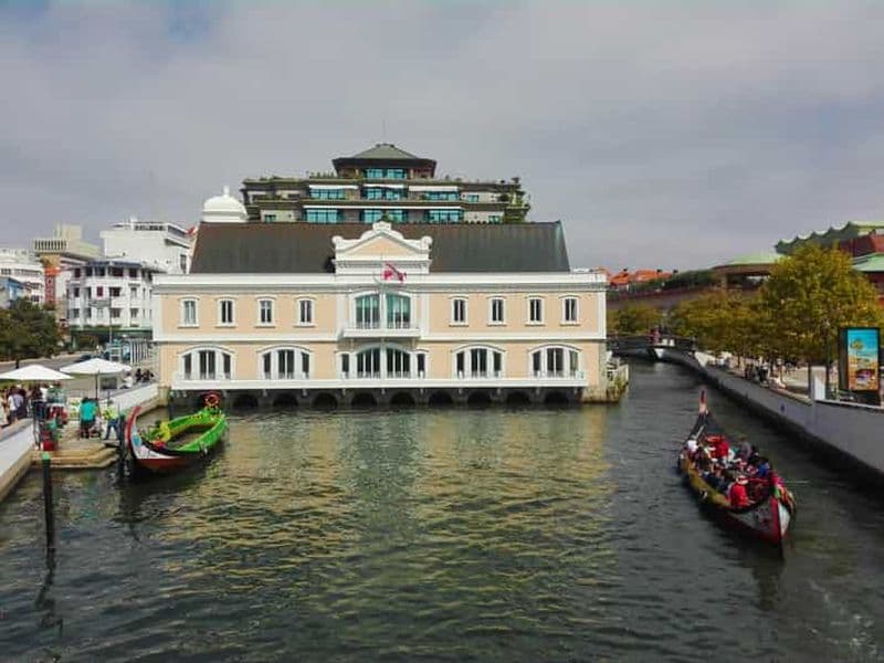 Billet Depuis Coimbra : visite d'Aveiro, de la plage de Costa Nova et du bateau Moliceiro