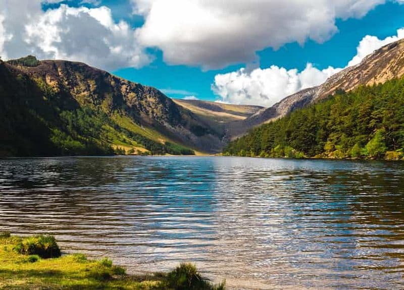 Billet Au départ de Dublin : excursion d'une demi-journée à Glendalough et Wicklow