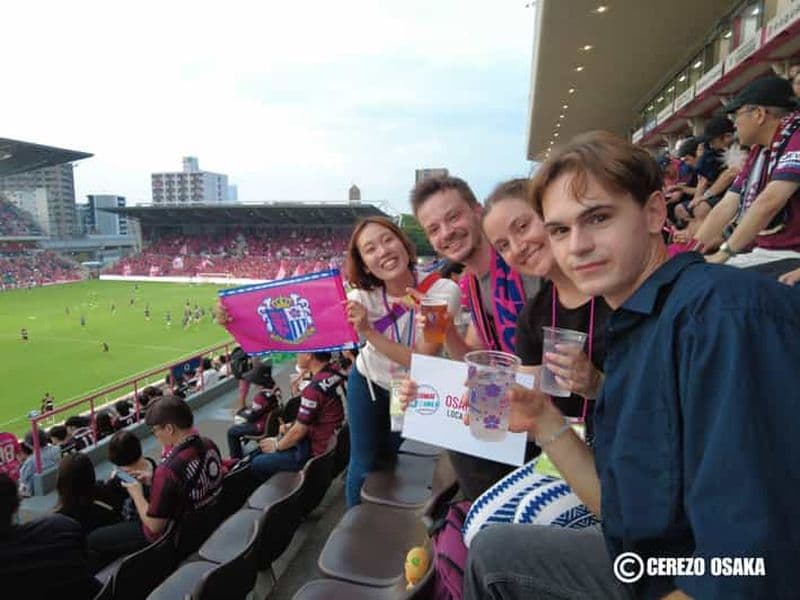 25 octobre : expérience de match de football à Cerezo Osaka et visite locale