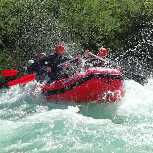 Au départ de Bovec : rafting haut de gamme sur la rivière Soča avec service photo
