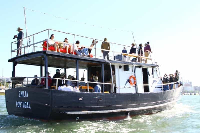 Secrets de la côte de Cascais : croisière de 90 minutes avec boissons gratuites