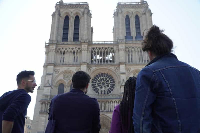 Visite guidée de la cathédrale Notre-Dame de Paris avec accès programmé
