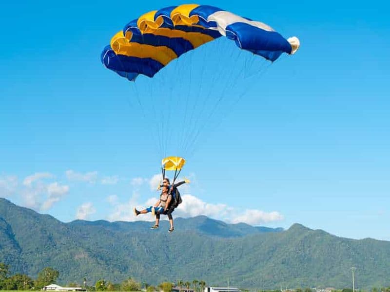 Cairns : Expérience de saut en parachute en tandem