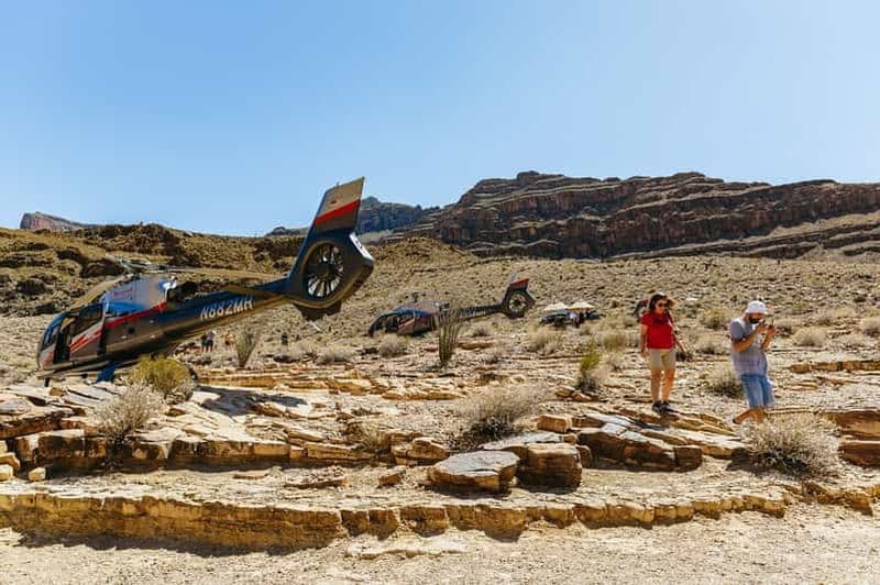 Au départ de Las Vegas : Tour du Grand Canyon en hélicoptère avec champagne