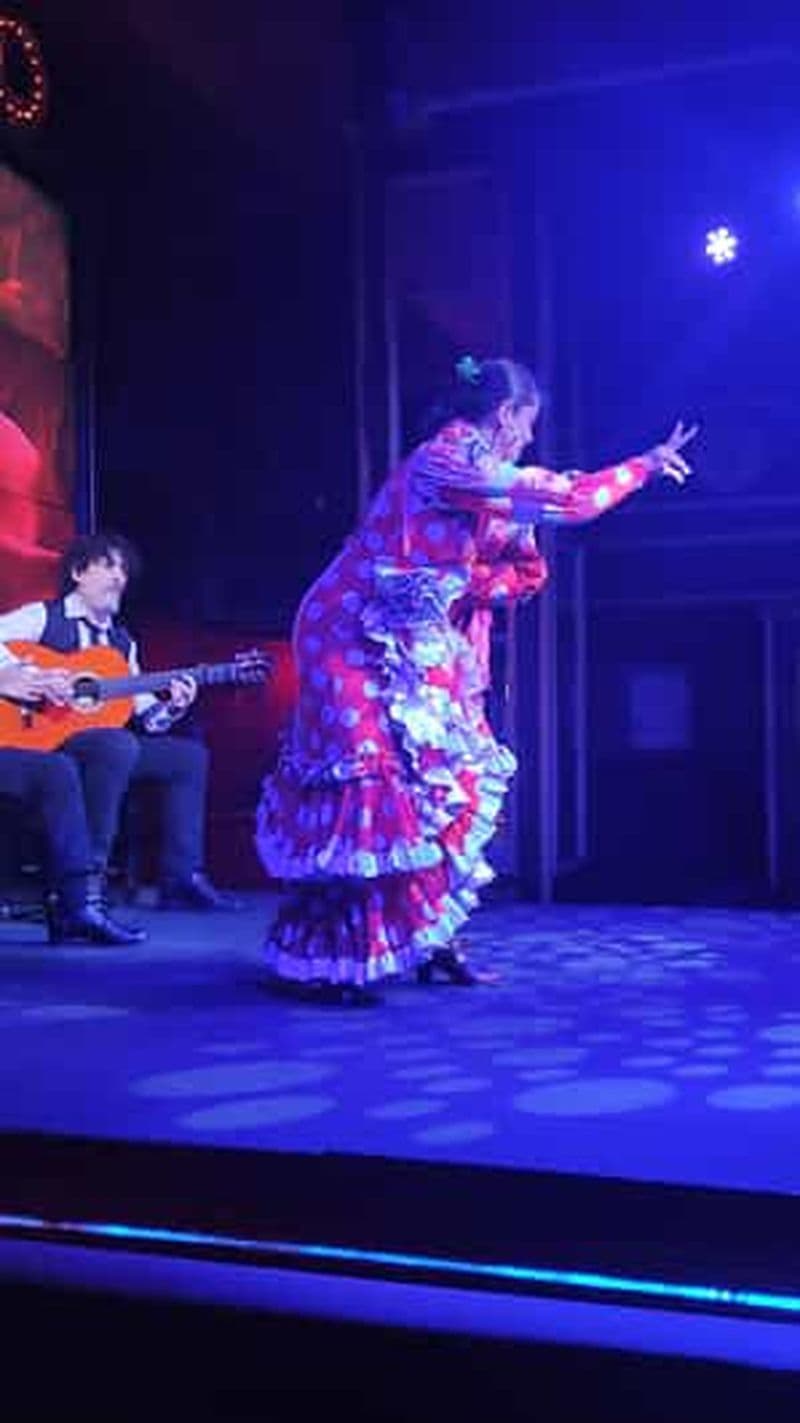 Billet Malaga : visite premium, paella, tapas, cave et flamenco