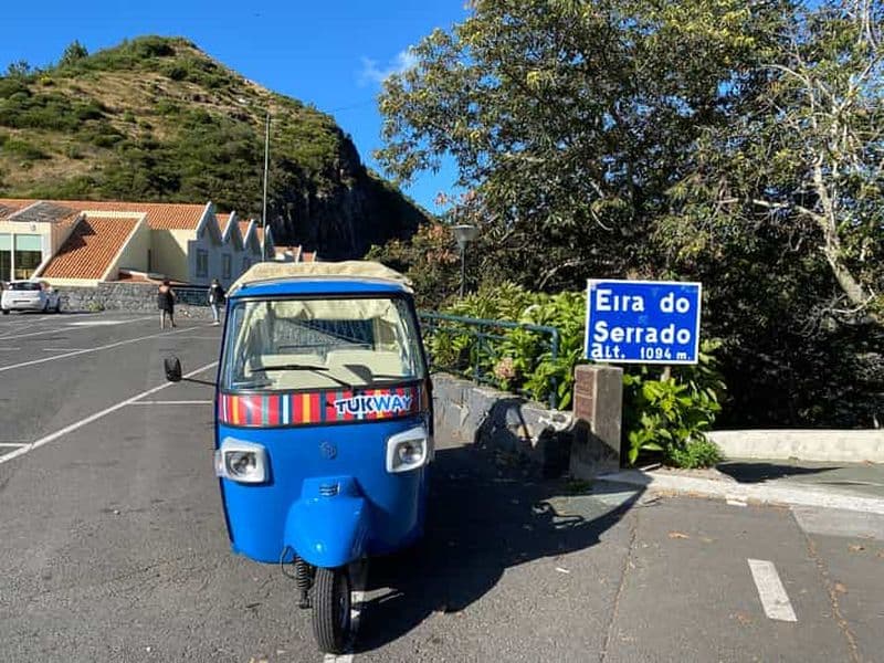 Depuis Funchal : visite touristique en tuk-tuk de la vallée des Sœurs de Madère