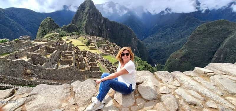 Cusco : Excursion d'une journée au Machu Picchu avec train + billet d'entrée