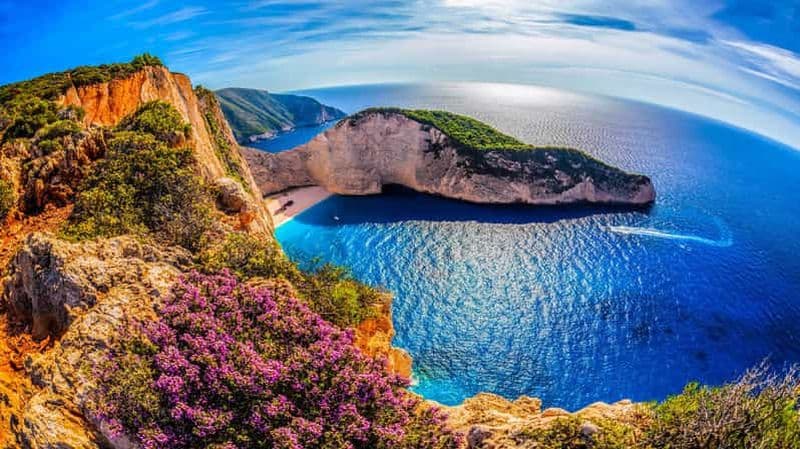 Billet Zante : excursion d'une journée à la plage des naufrages, au belvédère et aux grottes bleues