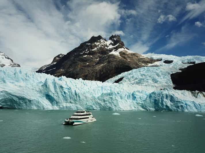 Croisière gourmande sur les glaciers et passerelles de Perito Moreno