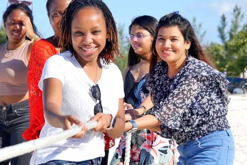 Visite en bus de la plage Junkanoo Party