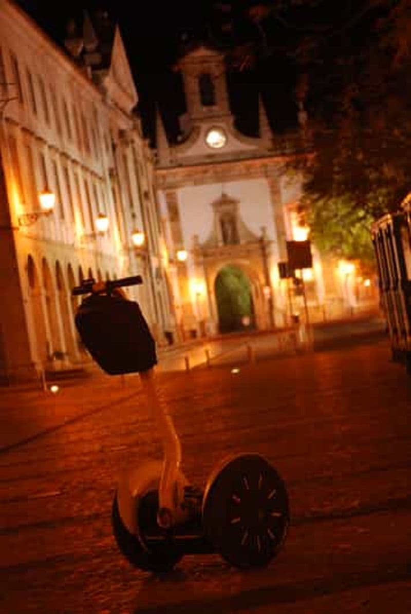 Visite en Segway de 90 minutes au Faro culturel