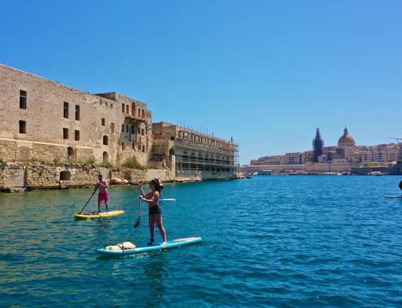 Île de Manoel : cours de yoga sur paddleboard