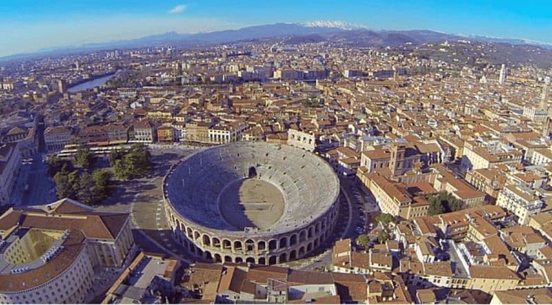 Billet Au départ de Bergame : Visite d'une jounée de Vérone et Sirmione