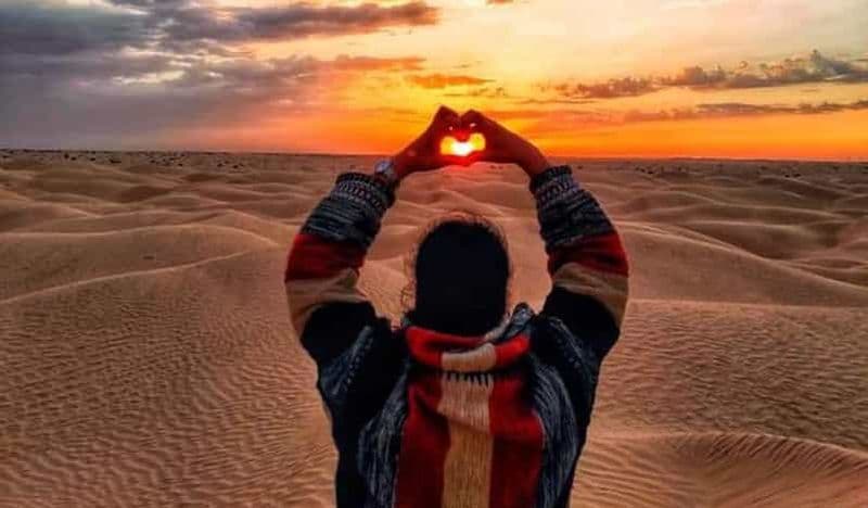 Excursion 4x4 au Sahara : coucher de soleil, lever de soleil et nuit sous tente