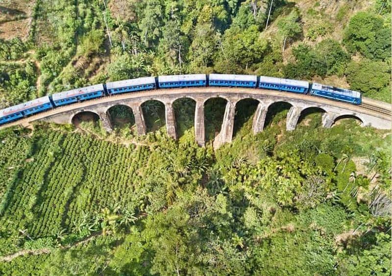Ella Rock & 9 Arch Bridge, Little Adams Peak avec transfert