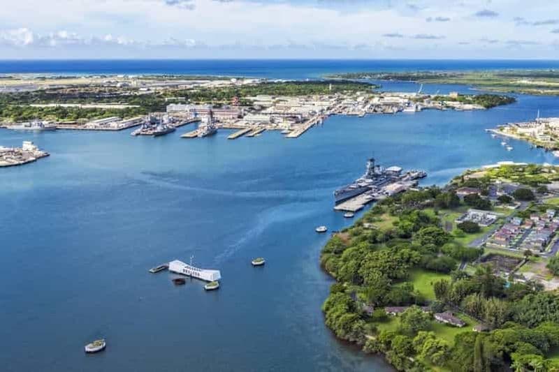 Billet Oahu : Visite du cuirassé de Pearl Harbor et visite en hélicoptère