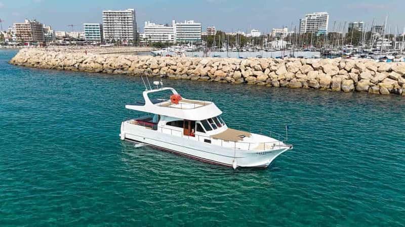 Billet Croisière dans la baie de Larnaca avec plongée avec tuba