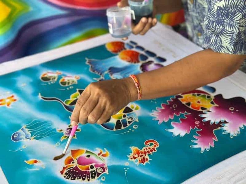 Phuket : Atelier de fabrication et de peinture de batik