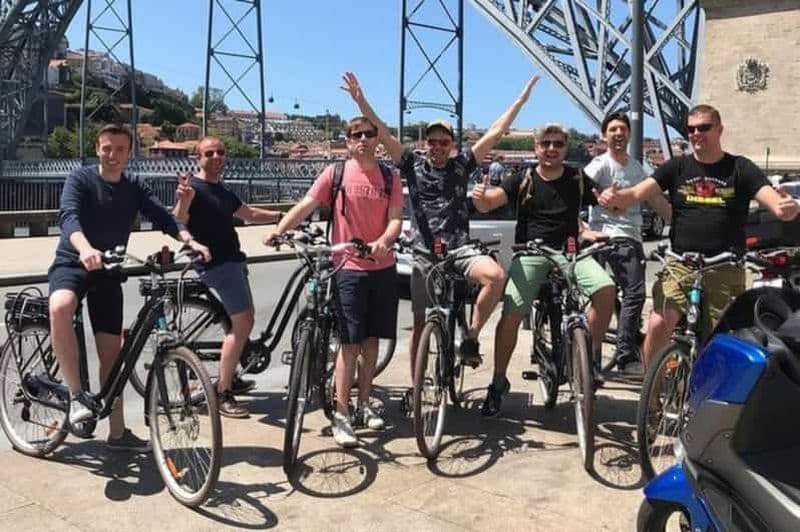 Porto : Location de vélos électriques de 1 à 4 jours