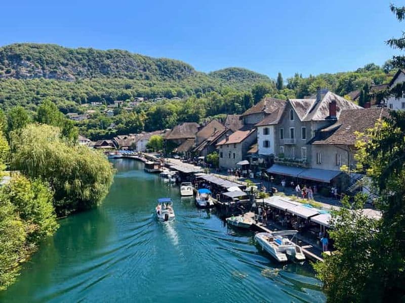 Départ Annecy et Aix les Bains : Visite de Chanaz et Croisière sur le Lac