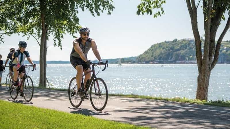 Billet Québec - Circuit en vélo électrique le long du fleuve Saint-Laurent