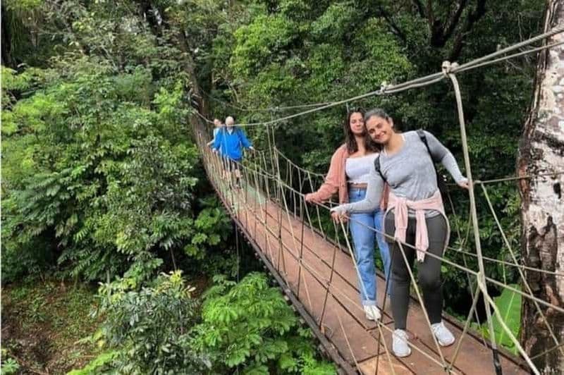 Billet Visite de l'île de Roatan : parc des singes et paresseux, chocolat et rhum