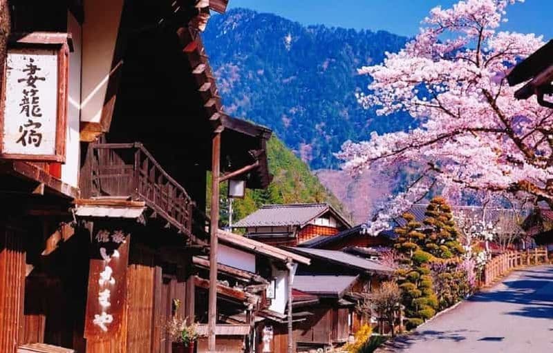 Billet Nagoya : Visite du château d'Inuyama, de Magome-juku et de Tsumago-juku