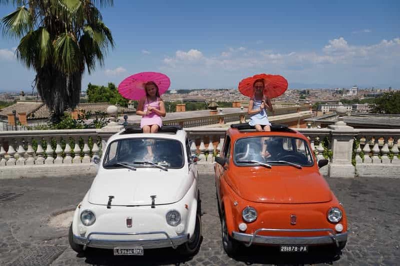 Billet Rome : visite de la ville dans une Fiat 500 rétro avec arrêts photo