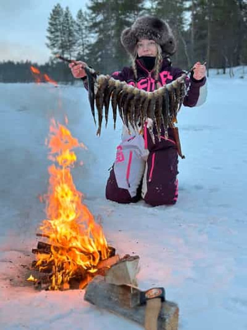 Billet Rovaniemi : la pêche sur glace à la manière finlandaise