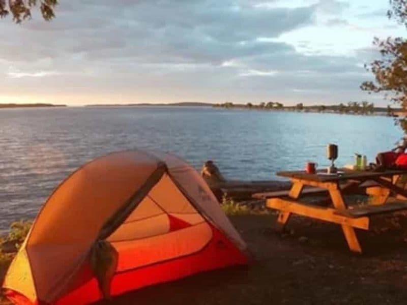 Billet Zanzibar : Safari de 2 jours en kayak et camping dans la baie de Menai