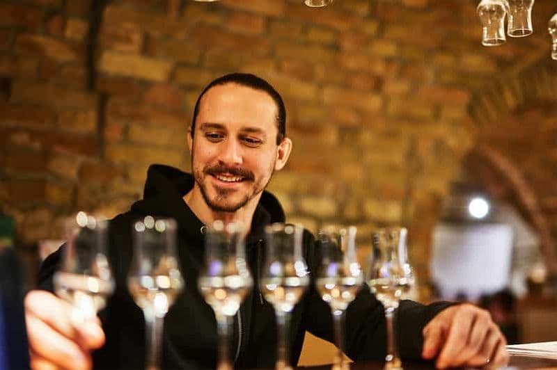 Billet Budapest : Cave gastro hongroise et dégustations assistées